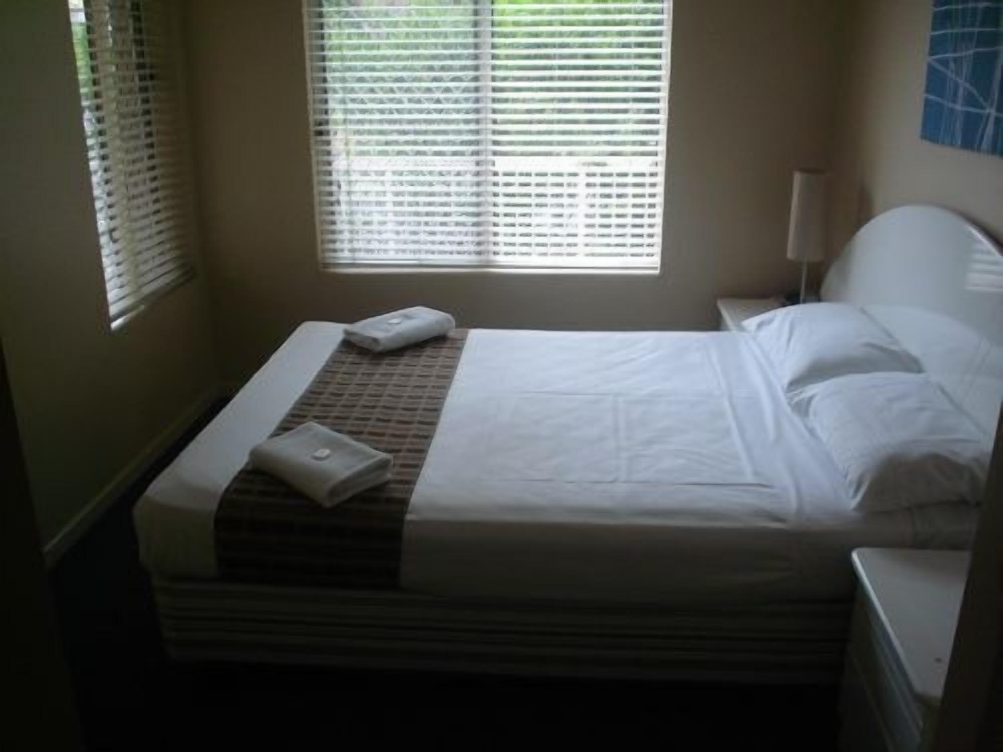 Budds Beach Apartments Surfers Paradise Εξωτερικό φωτογραφία