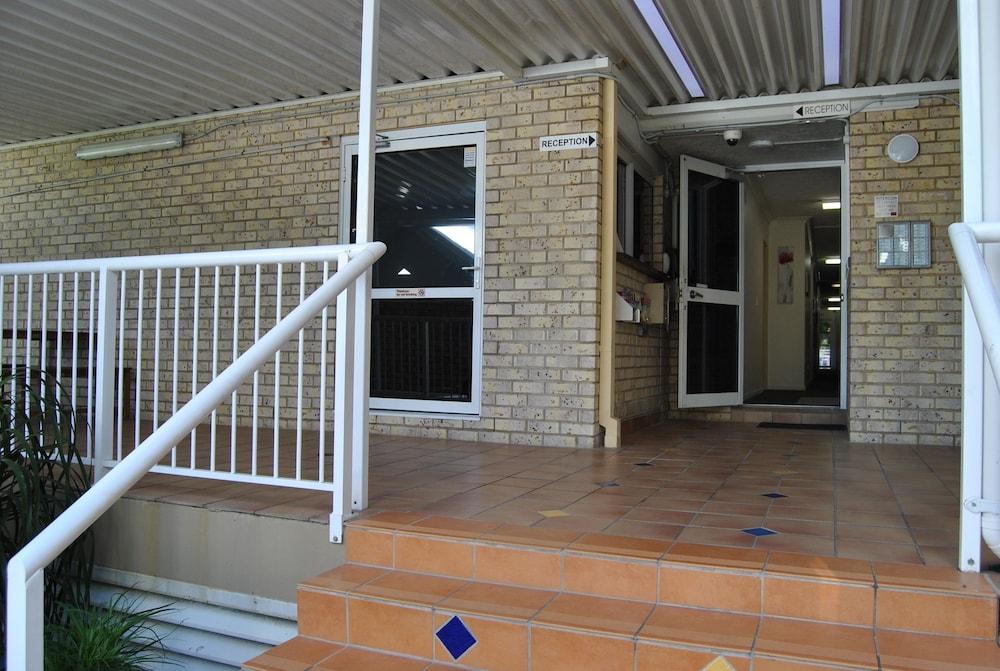 Budds Beach Apartments Surfers Paradise Εξωτερικό φωτογραφία
