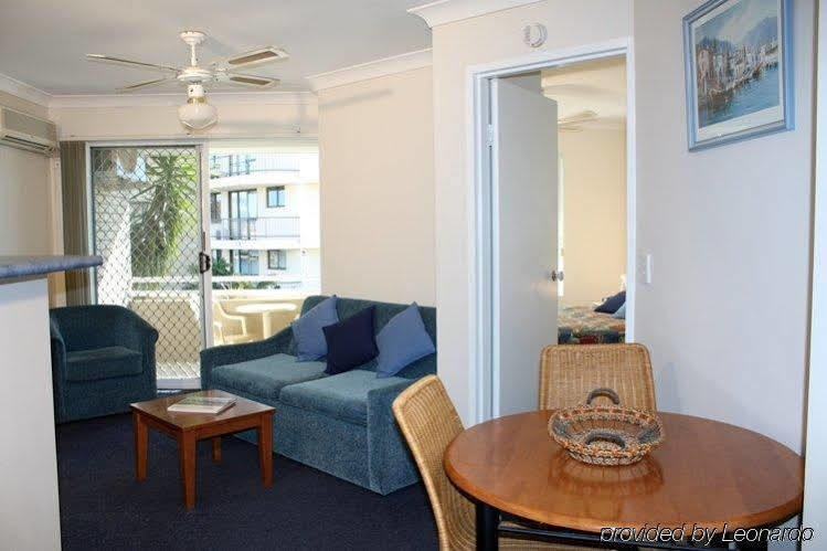 Budds Beach Apartments Surfers Paradise Εξωτερικό φωτογραφία
